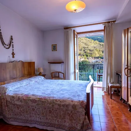 Stunning In Genga With Kitchen Appartement *